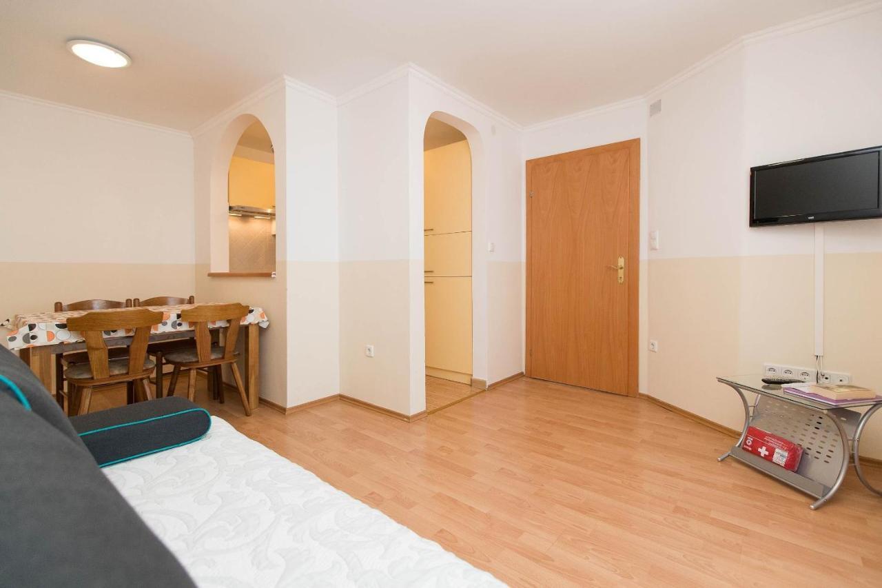 Apartments Carmen تْسْغيكفانِتْسا المظهر الخارجي الصورة